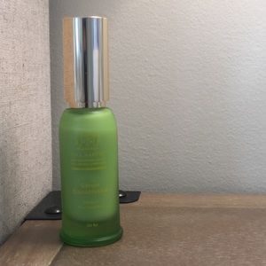 Tata Harper rejuvenating serum.